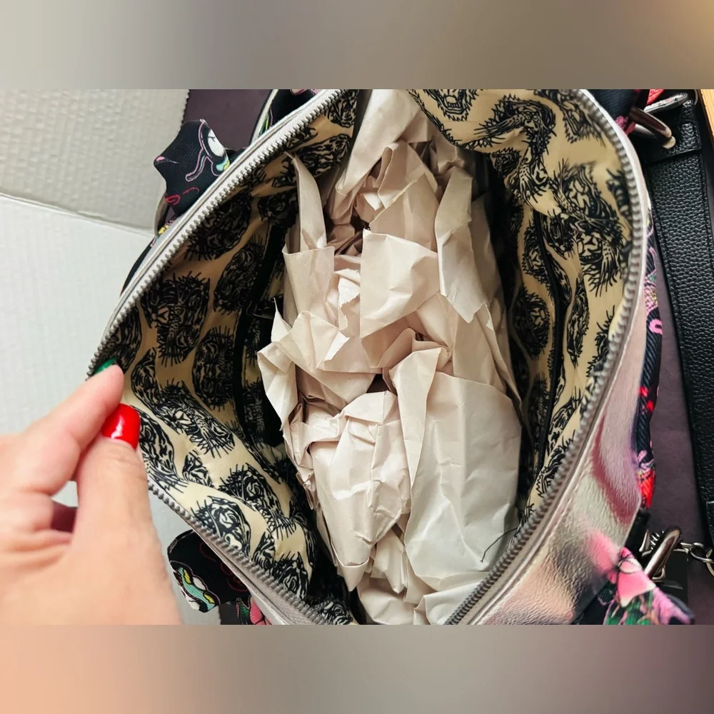 Ed hardy tattoo and Heart design Embellished satchel BNWT - Picture 10 of 12